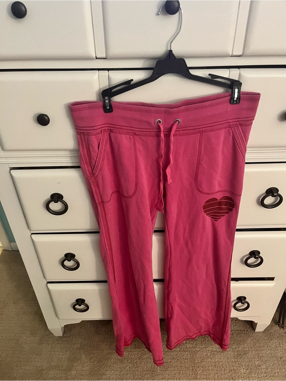 PINK Victoria's Secret Hot Pink Heart Joggers